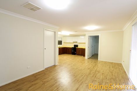 Property photo of 9 Parkland Place Dubbo NSW 2830