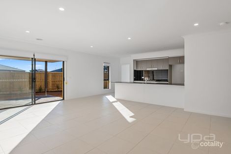 Property photo of 1 Woodlet Street Weir Views VIC 3338
