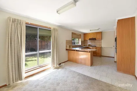 Property photo of 2/130 Deakin Street Essendon VIC 3040