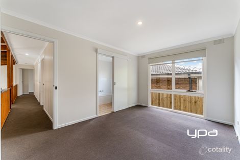 Property photo of 129 Charter Road West Sunbury VIC 3429