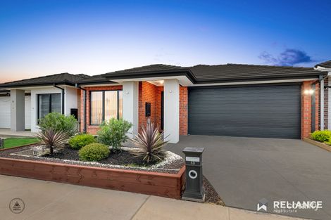 Property photo of 13 Midgard Street Truganina VIC 3029