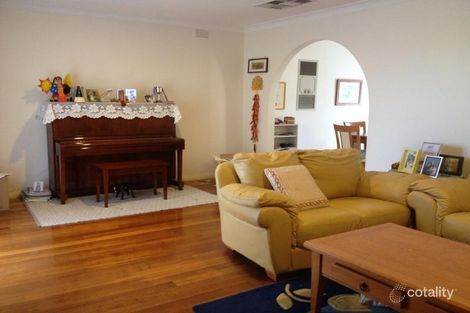 Property photo of 21 Paxton Drive Glen Waverley VIC 3150