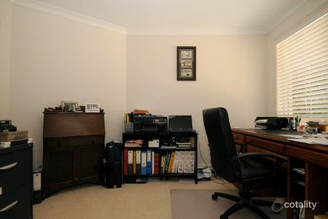 Property photo of 4 Sylvia Court Vale View QLD 4352