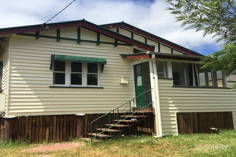 10 Parkinson St, South Toowoomba, QLD 4350