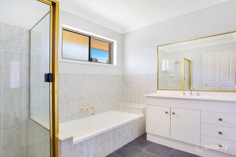Property photo of 15 Stockman Crescent Mudgeeraba QLD 4213