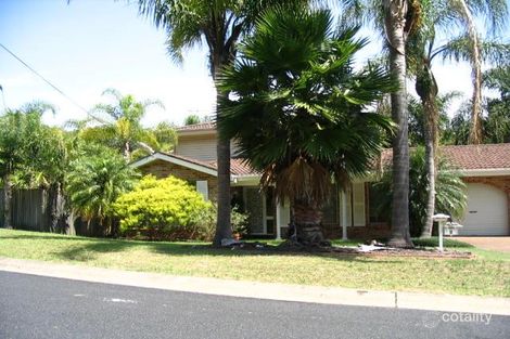 Property photo of 5 Ferntree Close Wyoming NSW 2250