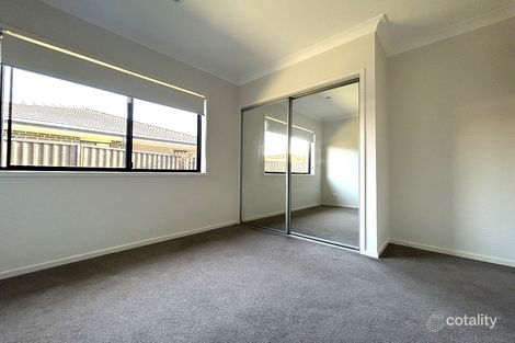 15 Yaldara St, Gledswood Hills, NSW 2557