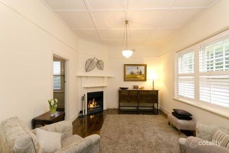 Property photo of 2 Imbros Street Hampton VIC 3188