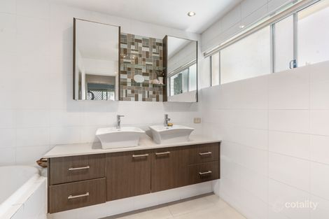 Property photo of 9 Flores Avenue Palm Beach QLD 4221