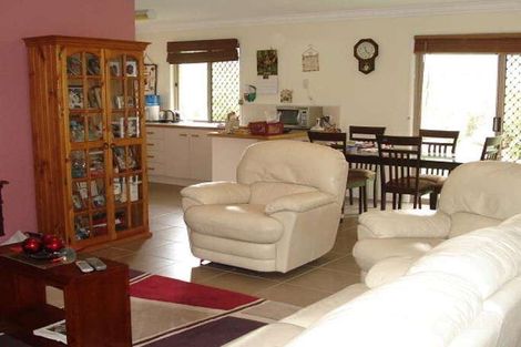 Property photo of 36 Falconglen Place Ferny Grove QLD 4055