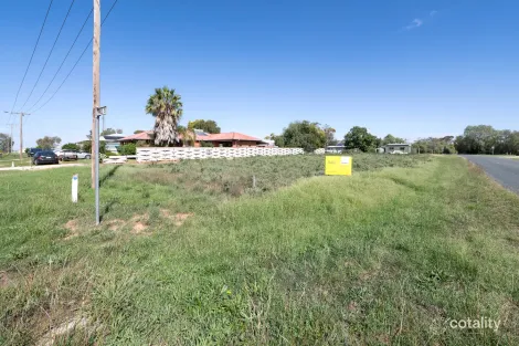 16 Hall St, Piangil, VIC 3597