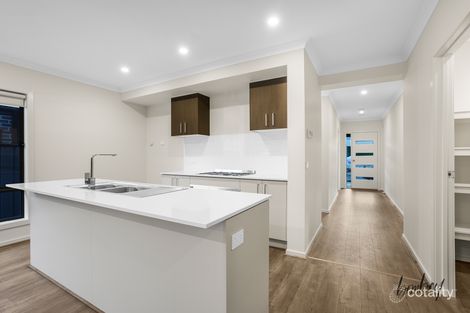 Property photo of 15 Hansel Drive Werribee VIC 3030