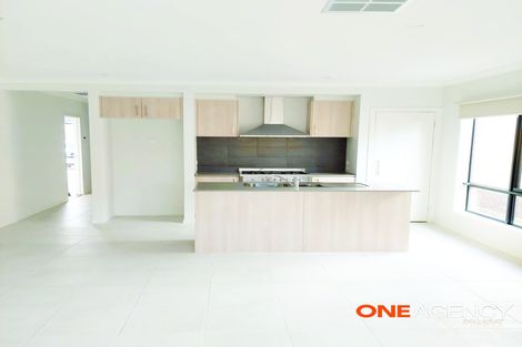 Property photo of 22 Solitaire Way Wallan VIC 3756