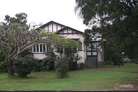 24 Dorothy St, Camp Hill, QLD 4152