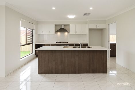 Property photo of 12 Lawrence Road Chermside West QLD 4032