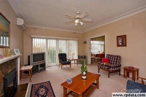 Property photo of 22 Sycamore Street Box Hill South VIC 3128