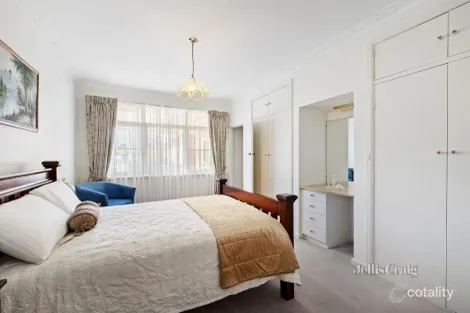 Property photo of 17 Begg Street Bentleigh East VIC 3165