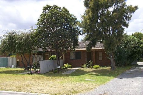 26 Bourbon St, Hamilton Hill, WA 6163