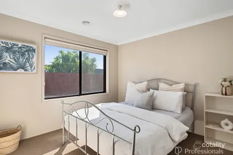 Property photo of 22 Grice Street Carisbrook VIC 3464