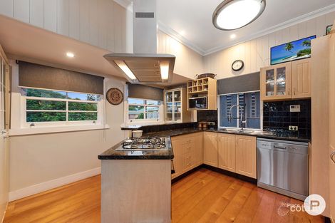 Property photo of 17 Headfort Street Greenslopes QLD 4120