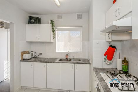 Property photo of 4/30 Keemore Way Balga WA 6061