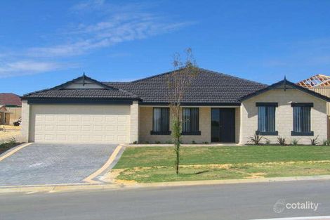 76 Chatsworth Dr, Hocking, WA 6065