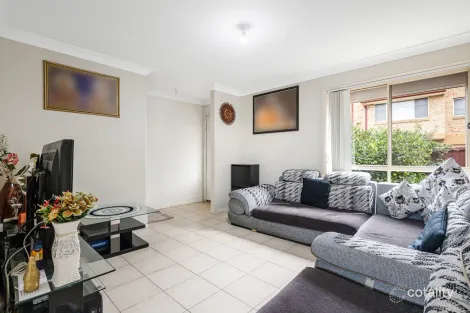 Property photo of 6/8-10 Metella Road Toongabbie NSW 2146