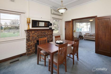 Property photo of 62 Myrnong Crescent Ascot Vale VIC 3032