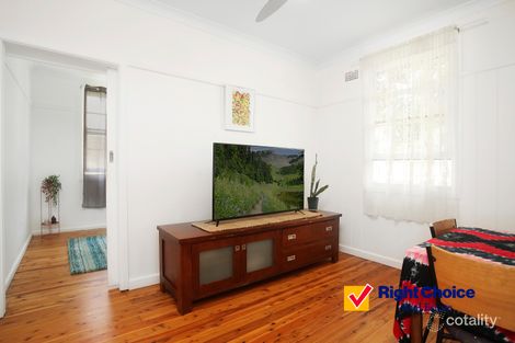 Property photo of 64 Maynes Parade Unanderra NSW 2526