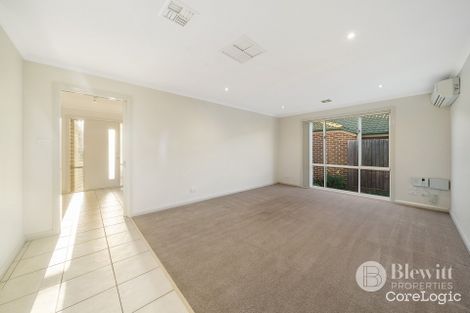 Property photo of 8 Elliman Street Gungahlin ACT 2912