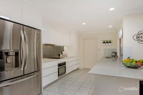 Property photo of 28 Austral Crescent Pacific Pines QLD 4211