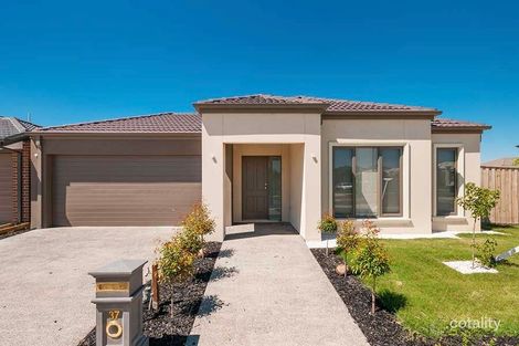 Property photo of 37 Daybreak Vista Mickleham VIC 3064