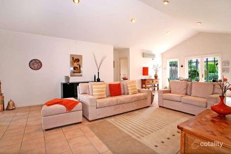 Property photo of 10 Whitten Court Highton VIC 3216