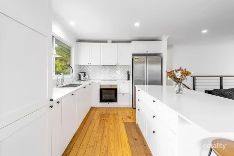 Property photo of 4 Constellation Crescent Mudgeeraba QLD 4213