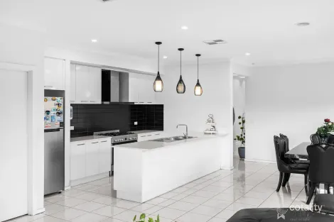 Property photo of 18 Crowe Street Maddingley VIC 3340