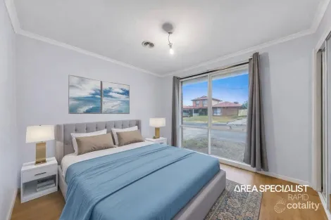 Property photo of 15 Simon Court Hampton Park VIC 3976