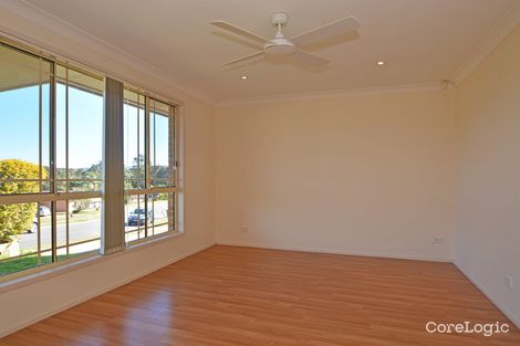 Property photo of 2 Springvale Circuit Cameron Park NSW 2285