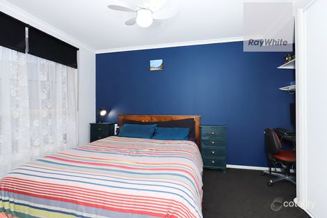 Property photo of 13 Bradford Close Gladstone Park VIC 3043