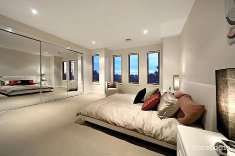 Property photo of 8A Roselyn Crescent Bentleigh East VIC 3165