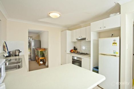 Property photo of 2 Harcourt Parade Macquarie Hills NSW 2285