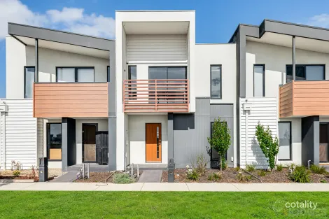 Property photo of 35 Mornington Avenue Tarneit VIC 3029