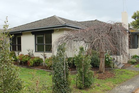 Property photo of 2 Ferndale Parade Highton VIC 3216