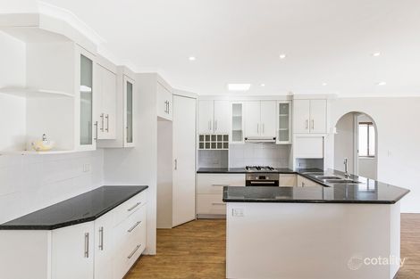 3 Lydford Ct, Carindale, QLD 4152