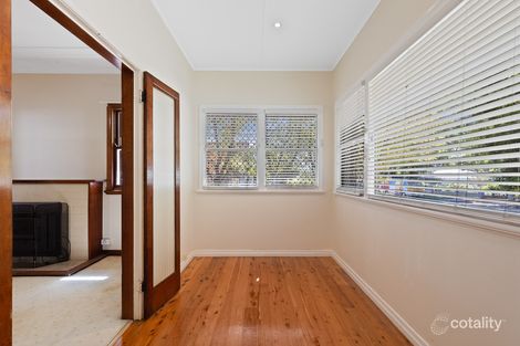 Property photo of 27 Fourth Avenue Harristown QLD 4350