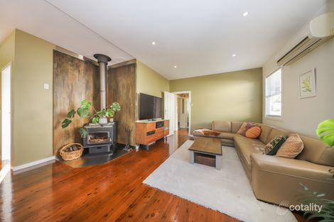 Property photo of 12 Batlow Avenue Batlow NSW 2730