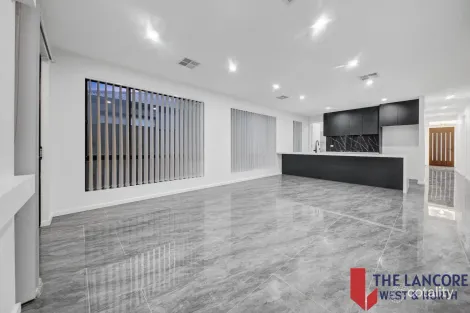 Property photo of 4 Tweed Place Kalkallo VIC 3064