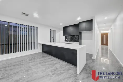 Property photo of 4 Tweed Place Kalkallo VIC 3064