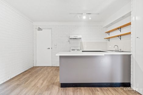 Property photo of 2/2 Rajah Road Ocean Shores NSW 2483
