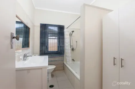 Property photo of 38 Alice Street Silkstone QLD 4304
