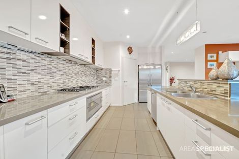 Property photo of 15 Mallett Grove Lyndhurst VIC 3975